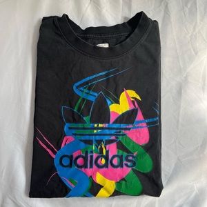 Adidas tee